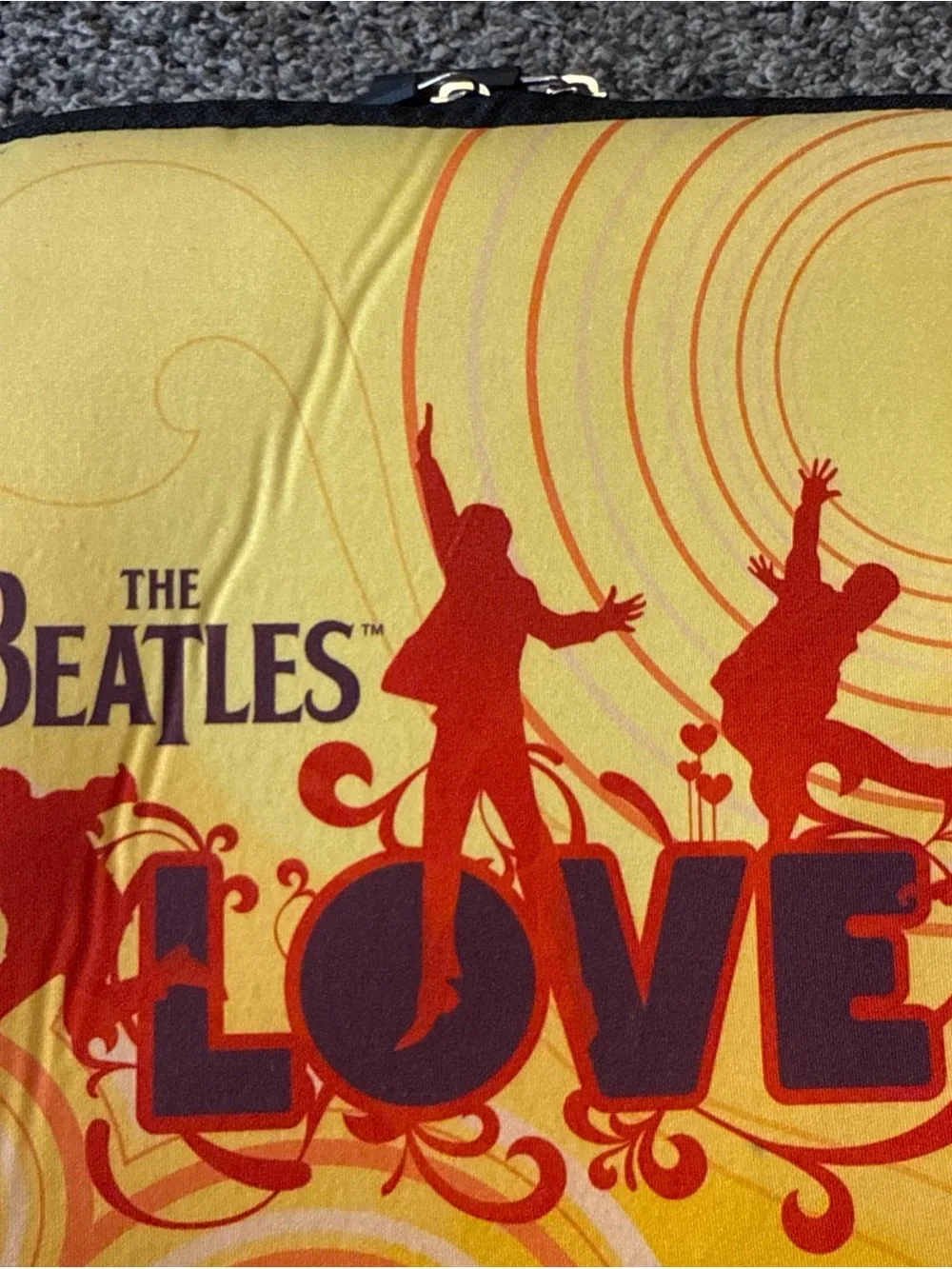 The Beatles Love Cirque Du Soleil 9.5”x7.5” Padded Tablet Laptop Holder Zipper